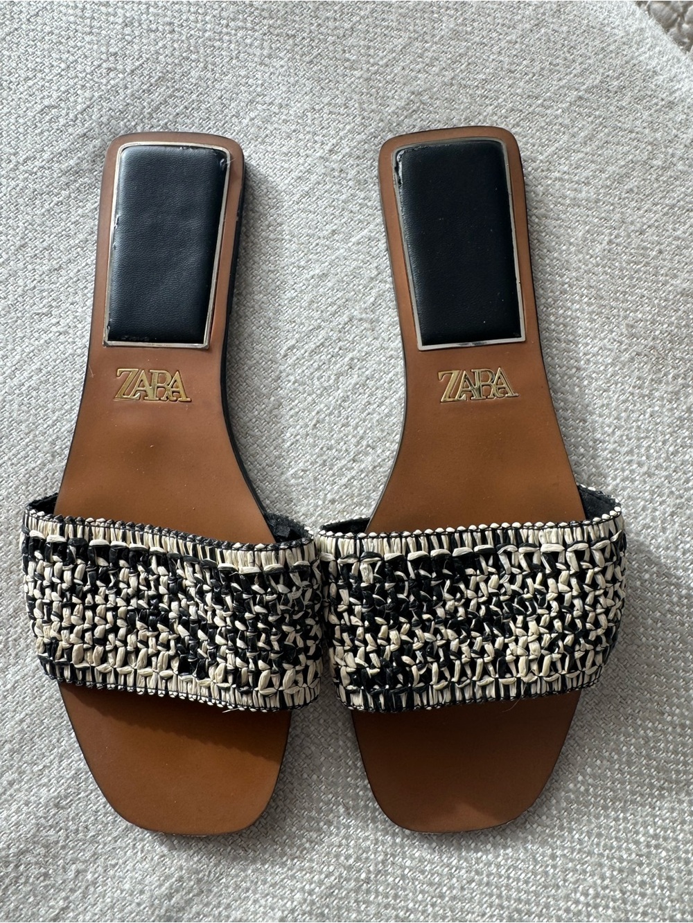 Zara Black and Cream Woven Slide Sandals